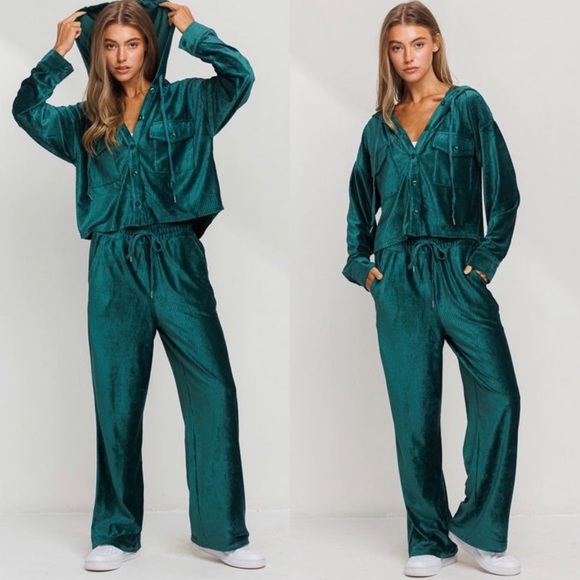 🆕Hunter green corduroy hooded set - Picture 1 of 6